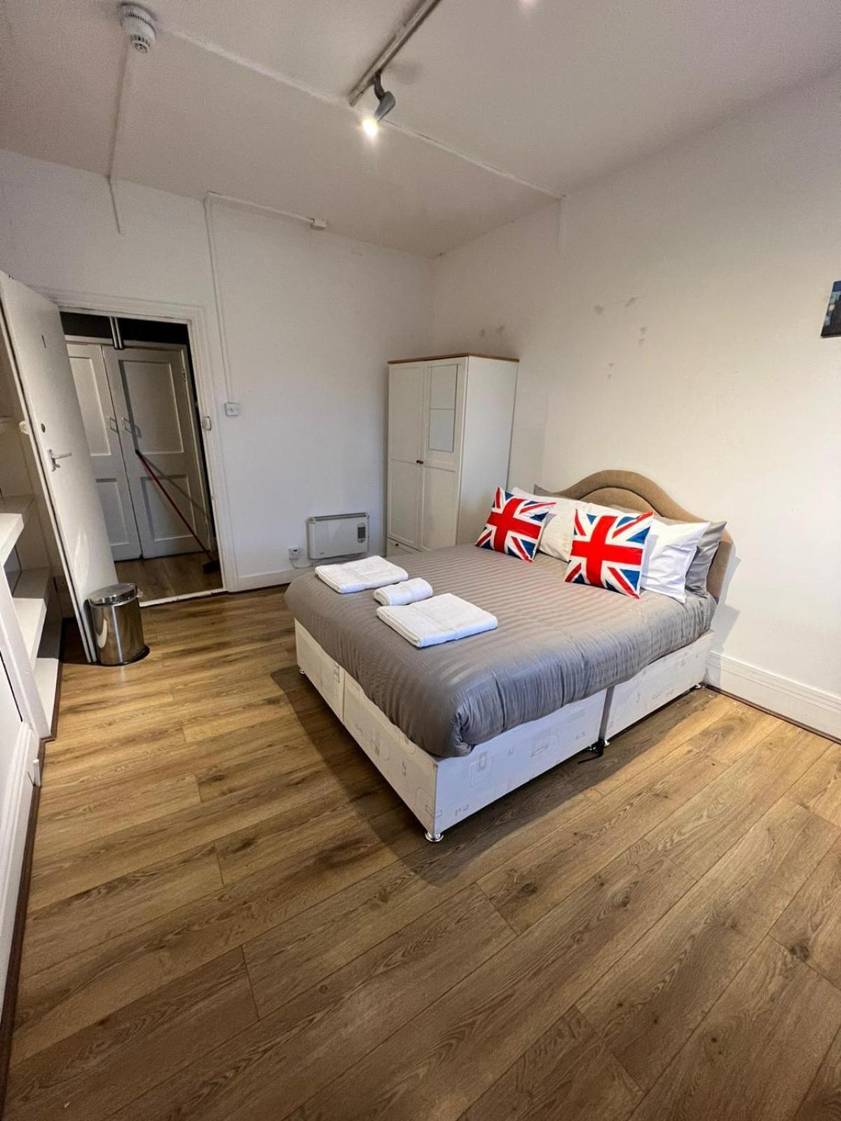 Islington Budget Guesthouse ロンドン エクステリア 写真