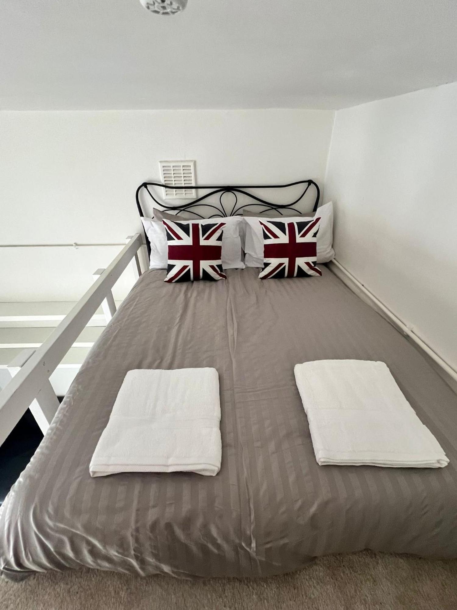 Islington Budget Guesthouse ロンドン エクステリア 写真